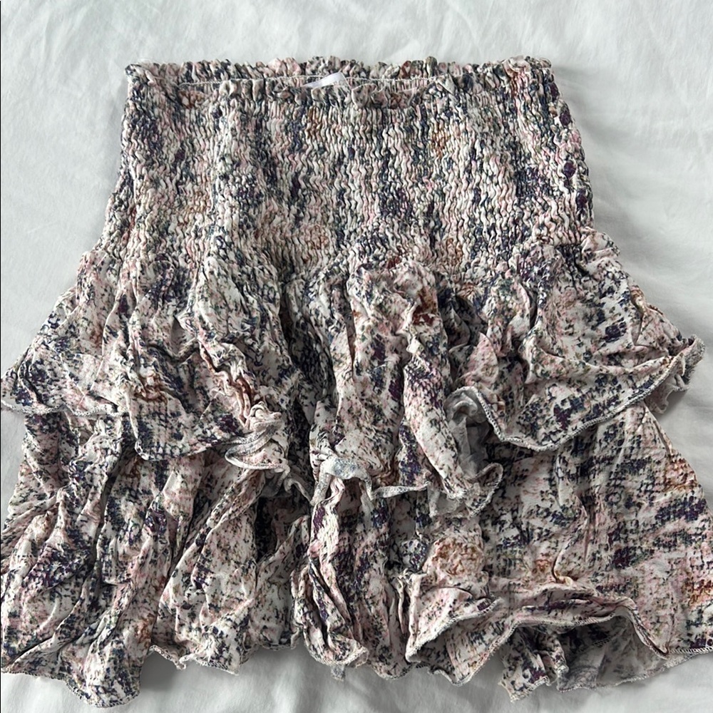 Woman’s multicolored print skirt 🪅💜